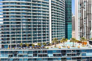 200 Biscayne Blvd Way, Miami, FL 33131 - Photo 2