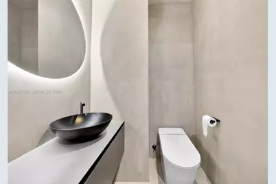 200 Biscayne Boulevard Way #5010, Miami, FL 33131 - Photo 44