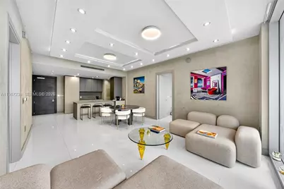 200 Biscayne Boulevard Way #5010, Miami, FL 33131 - Photo 78