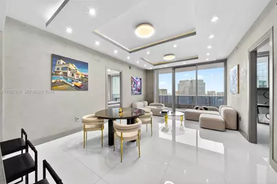 200 Biscayne Boulevard Way #5010, Miami, FL 33131 - Photo 48