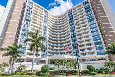 [Address not provided], Hallandale Beach, FL 33009 - Photo 32