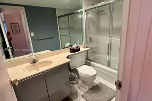 3180 S Ocean Dr, Hallandale Beach, FL 33009 - Photo 18