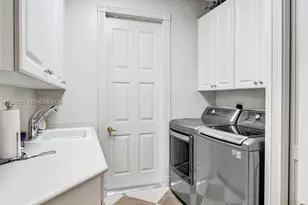 10813 Blackhawk St, Plantation, FL 33324 - Photo 30