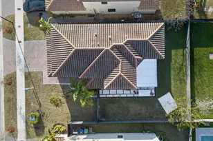 11883 SW 234 Ln, Homestead, FL 33032 - Photo 4