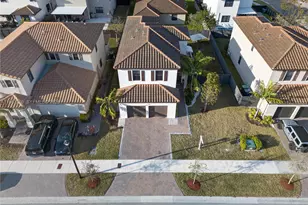 11883 SW 234 Ln, Homestead, FL 33032 - Photo 2