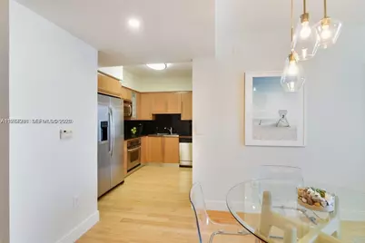 6365 Collins Ave #2810, Miami Beach, FL 33141 - Photo 8