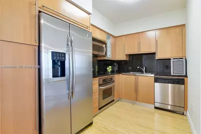 6365 Collins Ave #2810, Miami Beach, FL 33141 - Photo 10