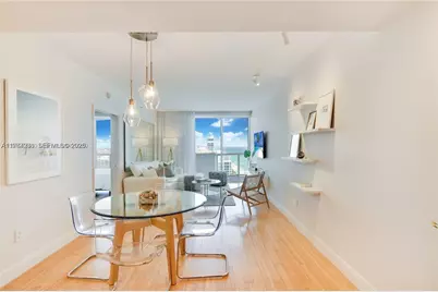 6365 Collins Ave #2810, Miami Beach, FL 33141 - Photo 4