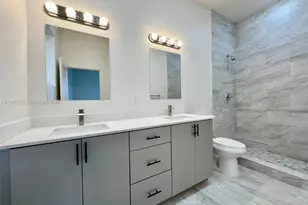 2399 NW 105th St, Miami, FL 33147 - Photo 12