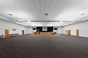 8051 N Sunrise Lakes Dr, Sunrise, FL 33322 - Photo 30