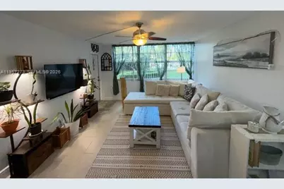 1100 Saint Charles Pl #L6, Pembroke Pines, FL 33026 - Photo 18