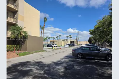 8615 NW 8th St #319, Miami, FL 33126 - Photo 12
