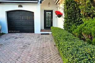 8003 SW 158th Pl, Miami, FL 33193 - Photo 1