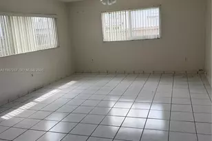 9612 Grand Canal Dr, Miami, FL 33174 - Photo 14
