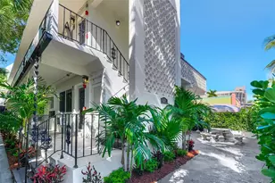 428 Collins Ave, Miami Beach, FL 33139 - Photo 18
