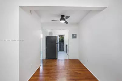 428 Collins Ave #7, Miami Beach, FL 33139 - Photo 10