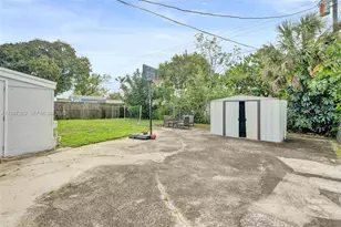 3320 NW 18th St, Lauderhill, FL 33311 - Photo 28
