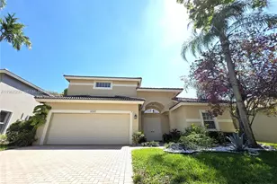 16404 Diamond Head Dr, Weston, FL 33331 - Photo 2