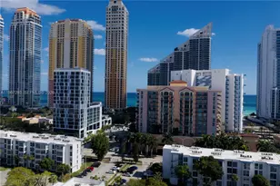 17555 Atlantic Blvd, Sunny Isles Beach, FL 33160 - Photo 2