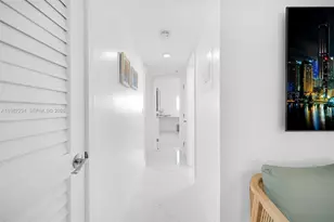 580 Egret Dr, Hallandale Beach, FL 33009 - Photo 32