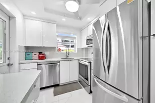 580 Egret Dr, Hallandale Beach, FL 33009 - Photo 10