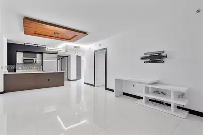 55 SE 6th St #1607, Miami, FL 33131 - Photo 18