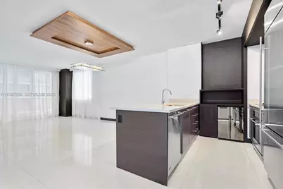 55 SE 6th St #1607, Miami, FL 33131 - Photo 8