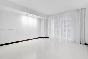 55 SE 6th St, Miami, FL 33131 - Photo 28