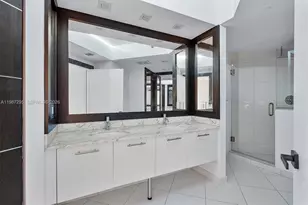 55 SE 6th St, Miami, FL 33131 - Photo 38