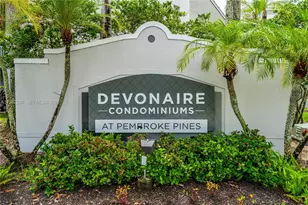 11185 SW 6th St, Pembroke Pines, FL 33025 - Photo 2