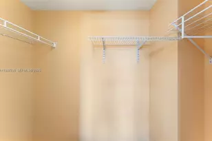 6917 Collins Ave, Miami Beach, FL 33141 - Photo 22