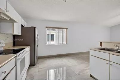 2481 SW 102nd Ave, Miramar, FL 33025 - Photo 20