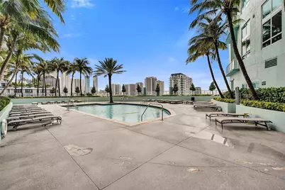 1900 N Bayshore Dr #816, Miami, FL 33132 - Photo 50