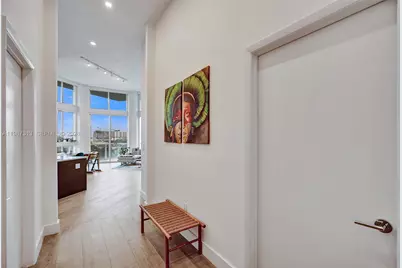 1900 N Bayshore Dr #816, Miami, FL 33132 - Photo 2