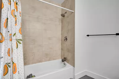 1900 N Bayshore Dr #816, Miami, FL 33132 - Photo 32