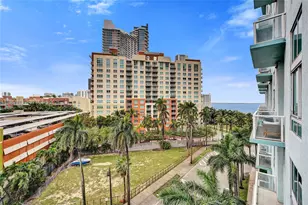 1900 N Bayshore Dr, Miami, FL 33132 - Photo 18