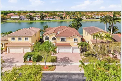 3955 NE 15th St, Homestead, FL 33033 - Photo 1