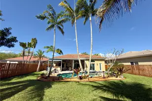 2319 NW 193rd Ave, Pembroke Pines, FL 33029 - Photo 44