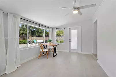 885 Camellia Ct, Plantation, FL 33317 - Photo 34
