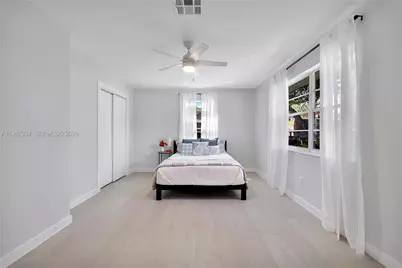 885 Camellia Ct, Plantation, FL 33317 - Photo 12