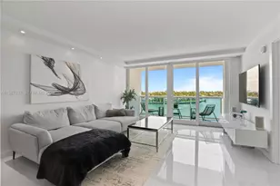 6770 Indian Creek Dr, Miami Beach, FL 33141 - Photo 2