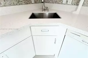 8160 SW 6th St, North Lauderdale, FL 33068 - Photo 10