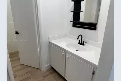 7670 SW 82nd St #H215, Miami, FL 33143 - Photo 6