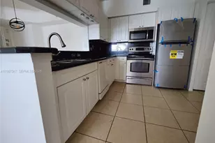 17100 N Bay Rd, Sunny Isles Beach, FL 33160 - Photo 8