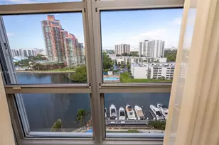 3530 Mystic Pointe Dr, Aventura, FL 33180 - Photo 42