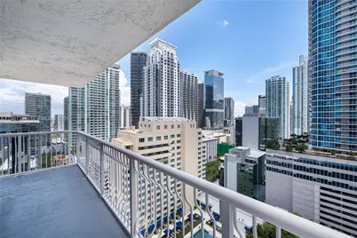 1200 Brickell Bay Dr #2824, Miami, FL 33131 - Photo 28