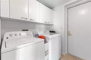 19955 NE 38th Ct, Aventura, FL 33180 - Photo 24