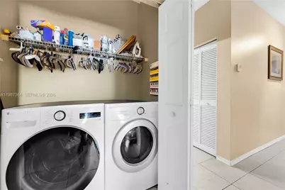 19269 NW 14th St, Pembroke Pines, FL 33029 - Photo 32