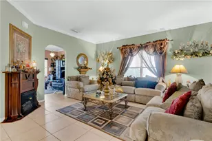 19269 NW 14th St, Pembroke Pines, FL 33029 - Photo 8