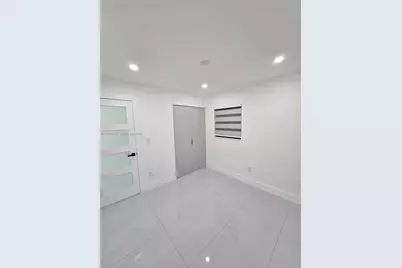 5551 NW 175th St #1, Miami Gardens, FL 33055 - Photo 8